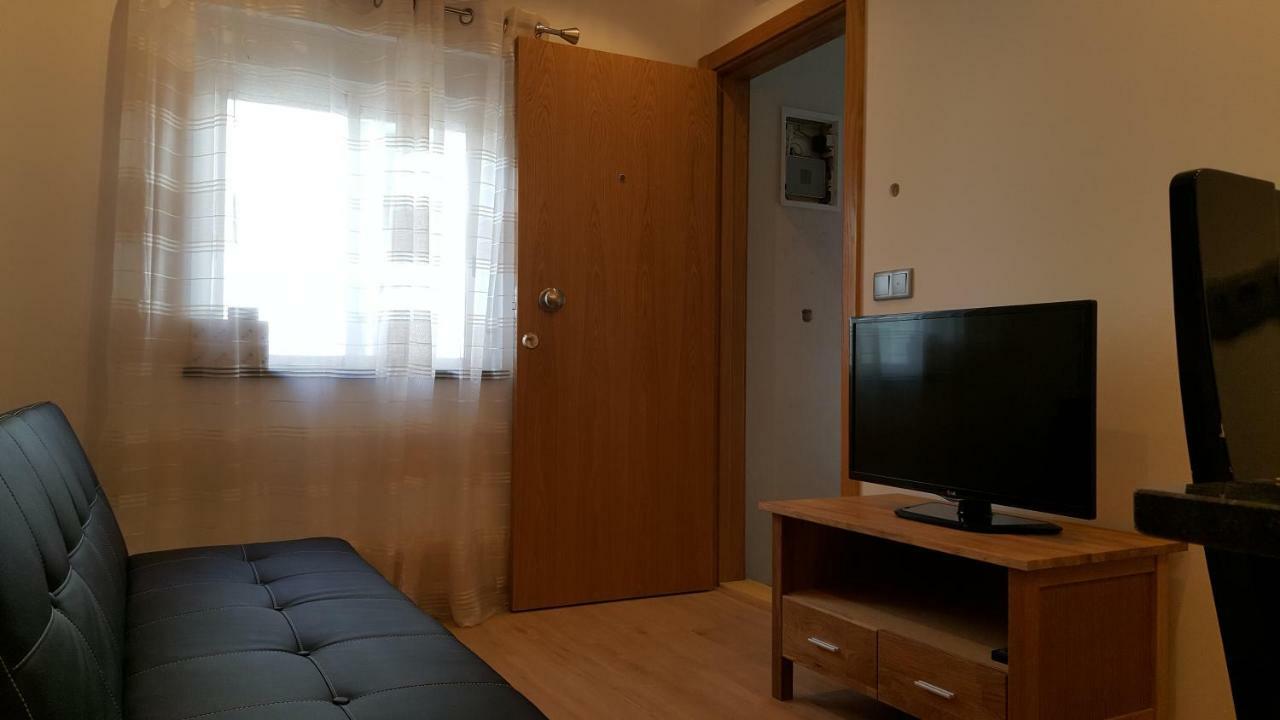 Apartamento Cardoso Ii. A 5 Minuto A Pe Da Praia Do Peneco 알부페이라 외부 사진